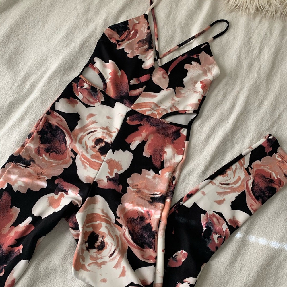 Flower jumper
